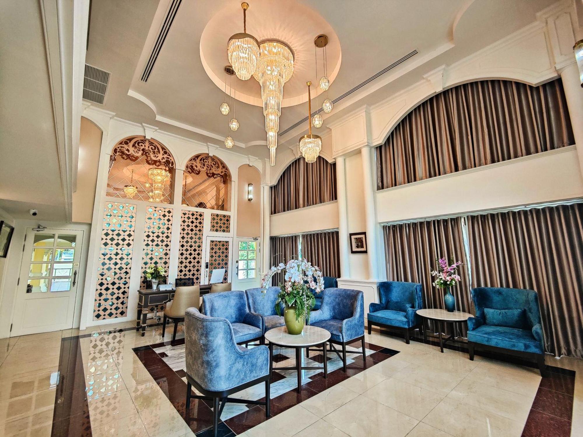 Siri Ratchadamnoen Bangkok Hotel Dış mekan fotoğraf